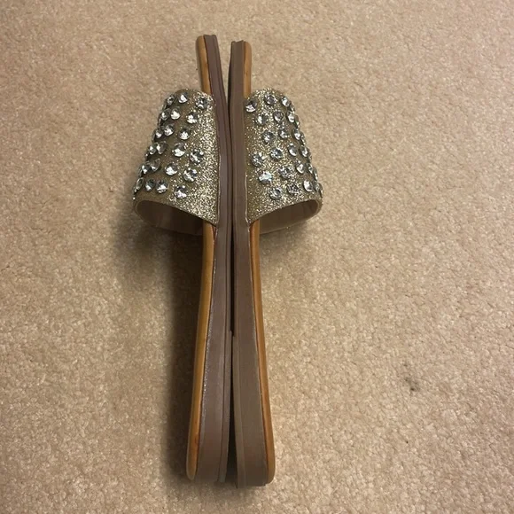 🎉Host Pick!🎉 TAHARI Women Lindona Gemstone Slide Sandals with BOX - Picture 3 of 3